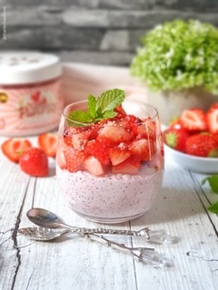 Erdbeer-Chiapudding